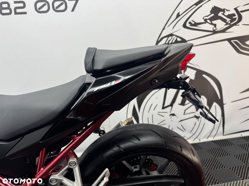 Honda CB - 16