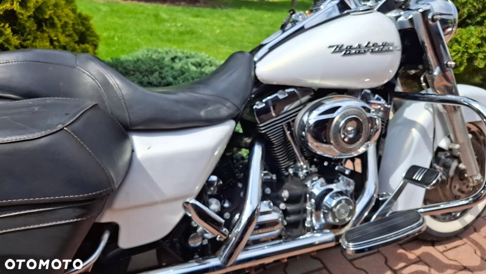 Harley-Davidson Touring Road King - 12