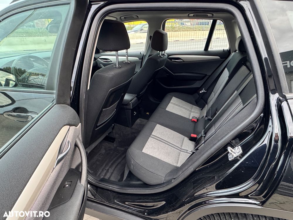 BMW X1 xDrive20d - 36