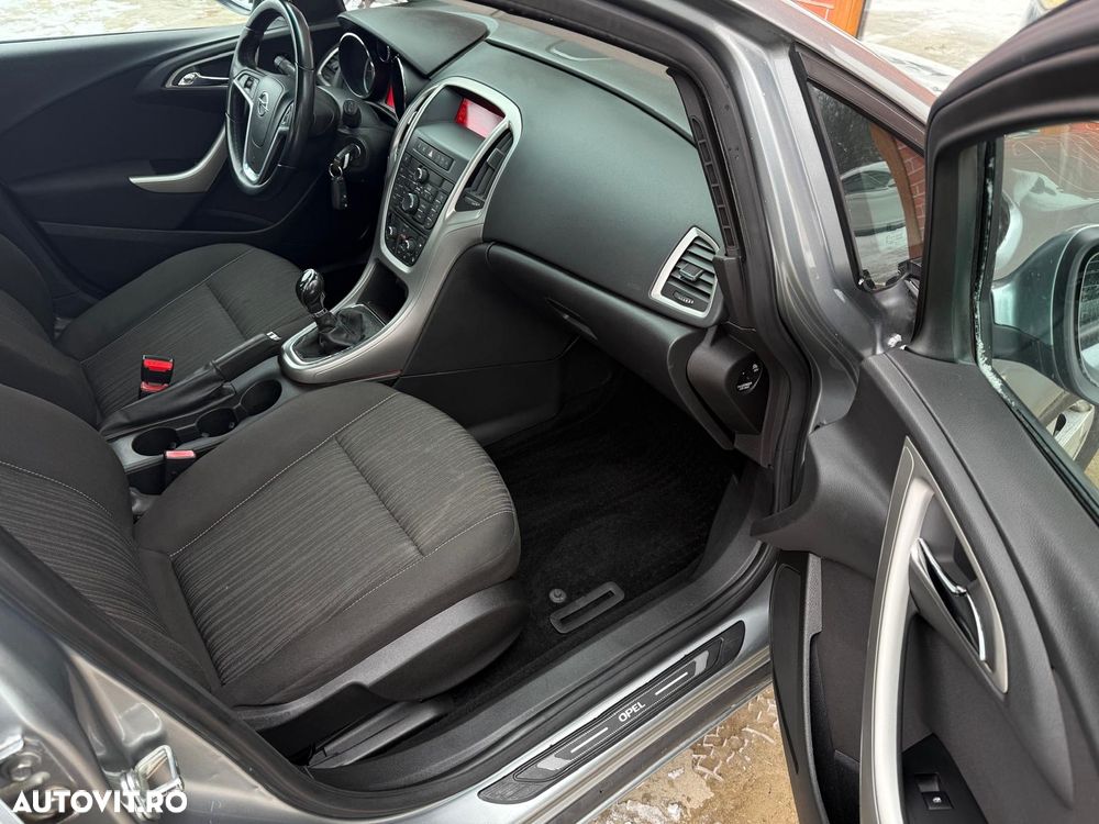 Opel Astra 1.6 Enjoy - 13