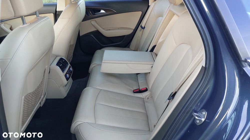 Audi A6 Avant 2.0 TDI Ultra S tronic - 11