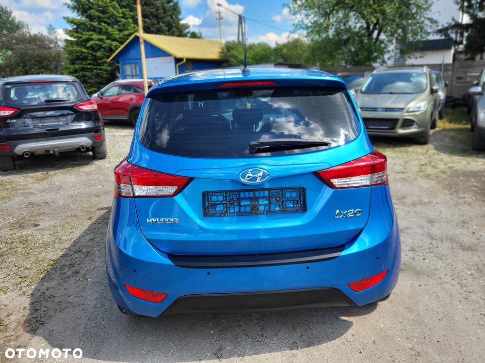Hyundai ix20 1.6 blue YES Silver - 10