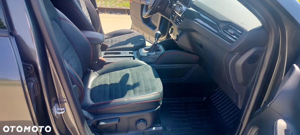 Ford Kuga - 14