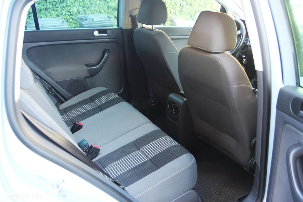 Volkswagen Golf 1.4 TSI United - 12