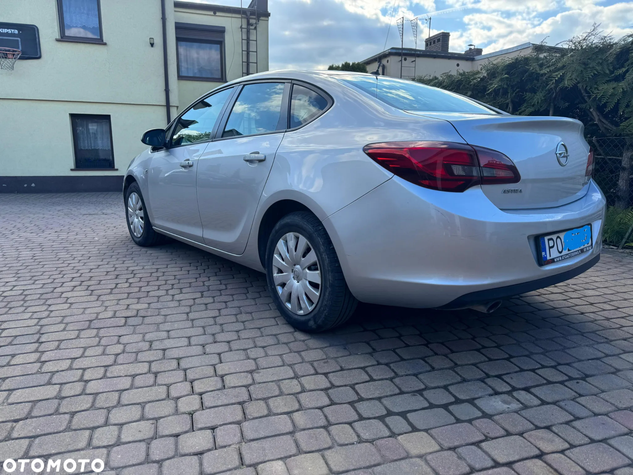 Opel Astra - 4