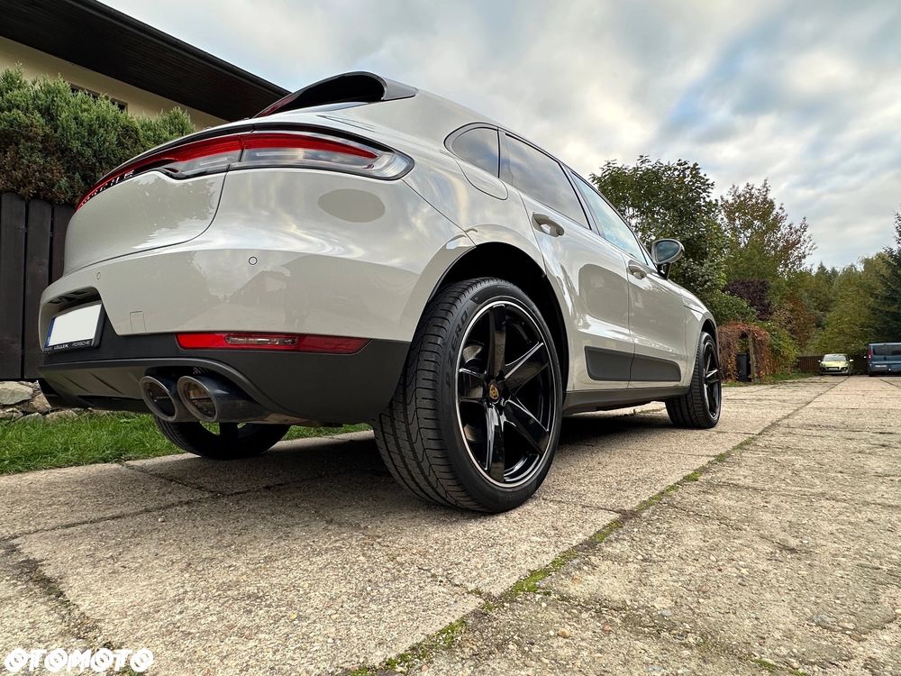 Porsche Macan - 2