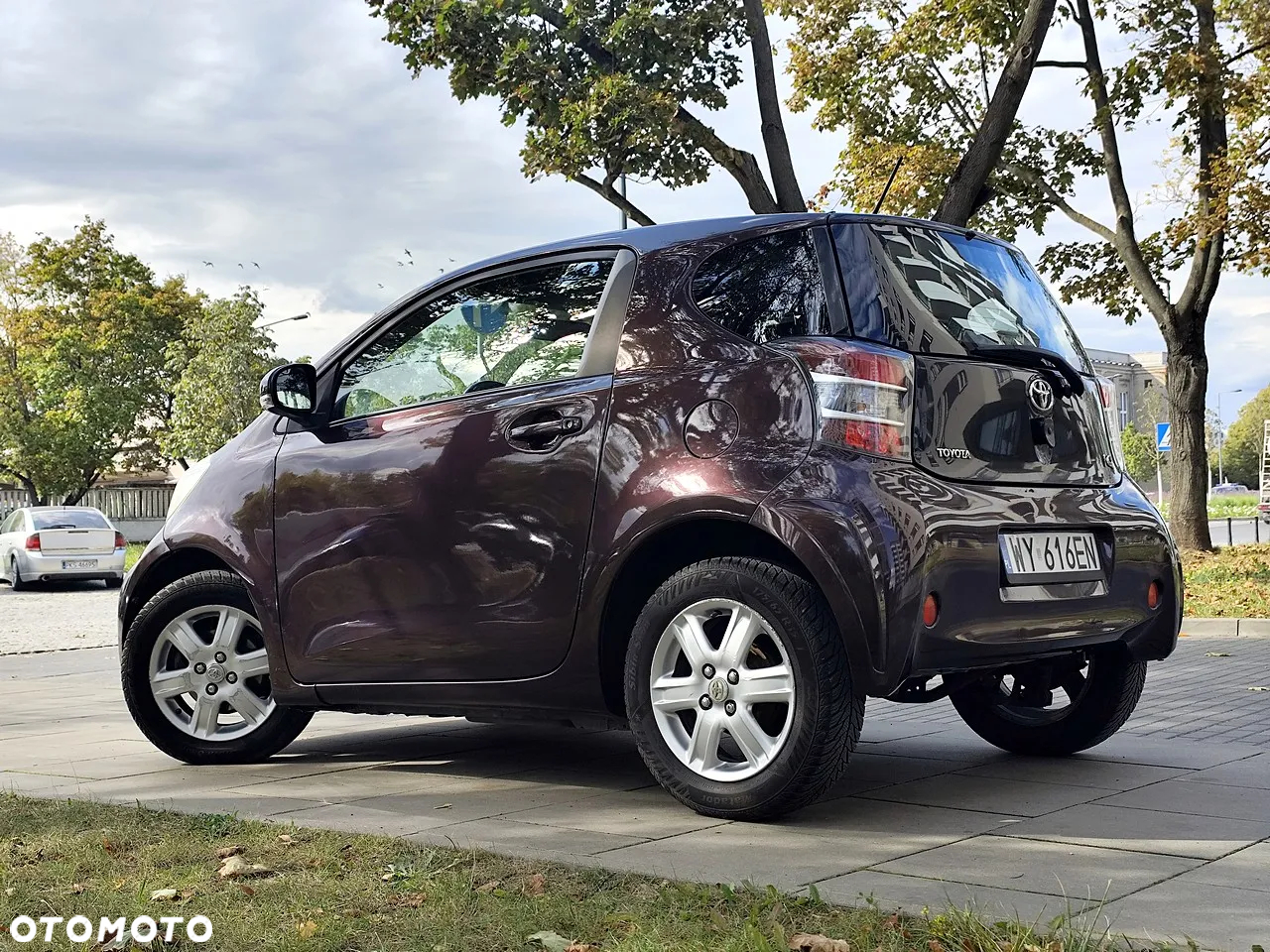 Toyota iQ 1.0 Luna CVT - 6