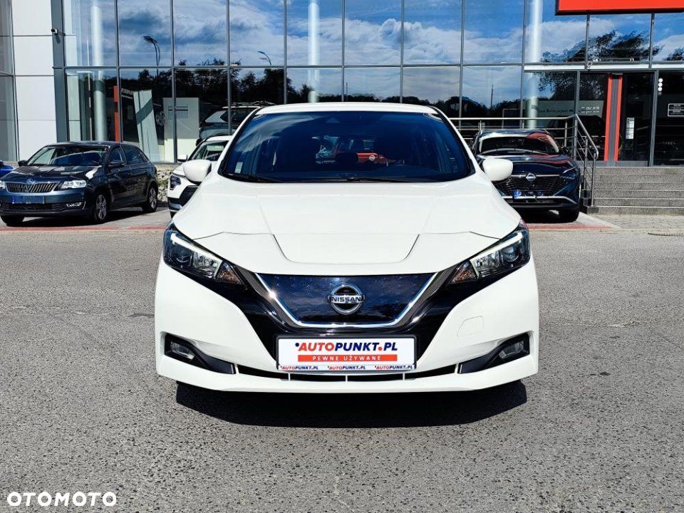 Nissan Leaf - 2