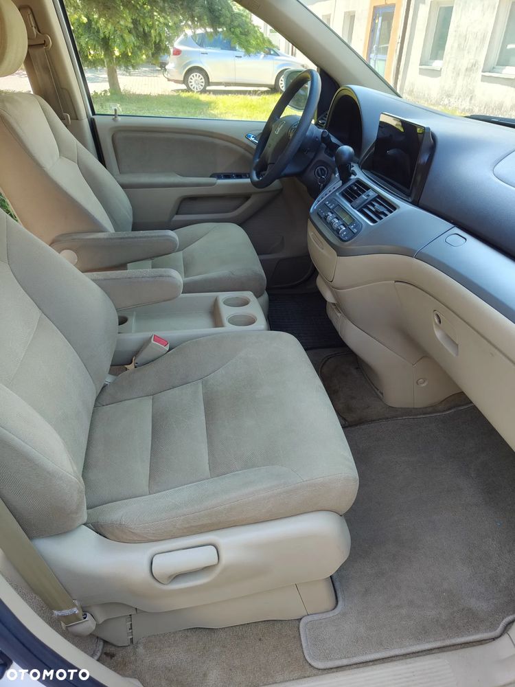 Honda Odyssey 3.5 EX - 12
