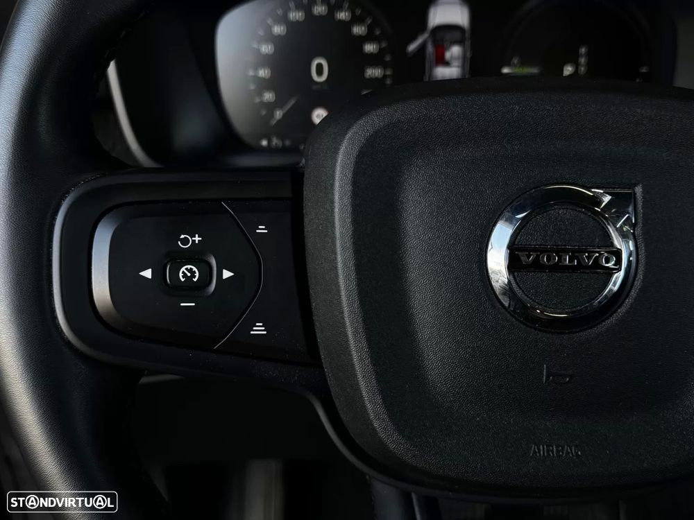 Volvo XC 40 1.5 T4 PHEV Essential - 17