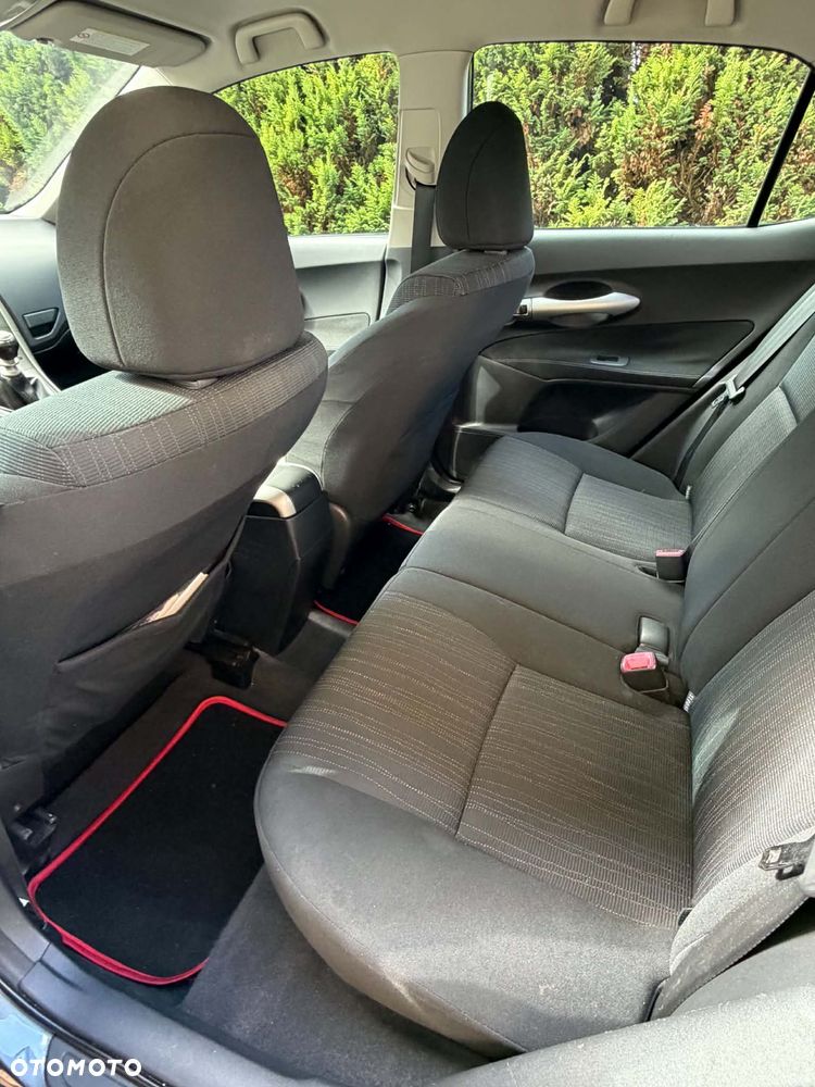 Toyota Auris 1.4 D-4D 2010 - 9