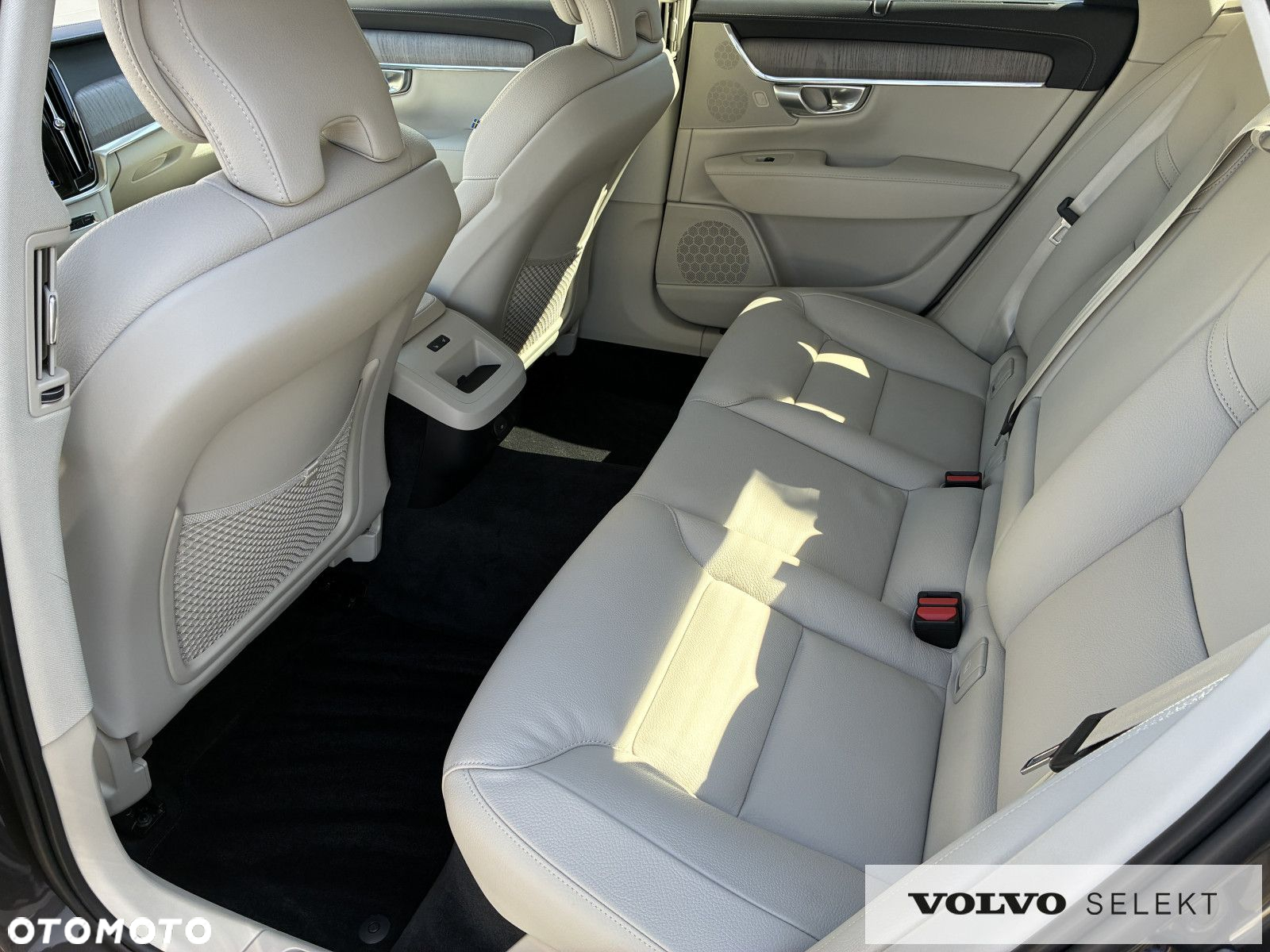 Volvo S90 - 11