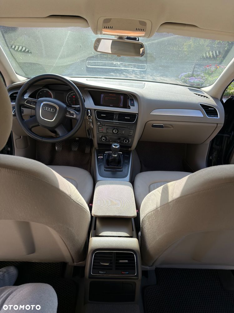 Audi A4 Limousine 2.0 TDI - 6