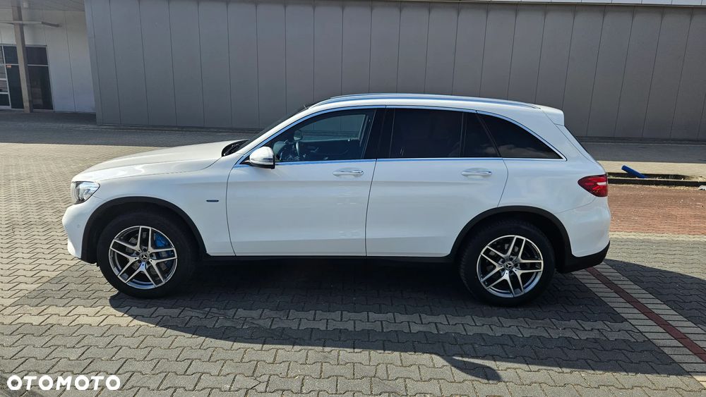 Mercedes-Benz GLC - 6