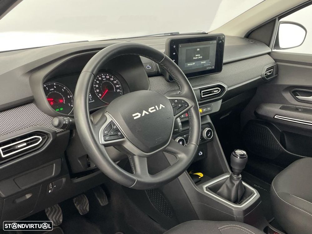 Dacia Jogger 1.0 TCe Extreme — fotografia 15