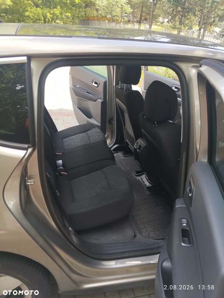 Peugeot 3008 1.6 HDi Premium - 9
