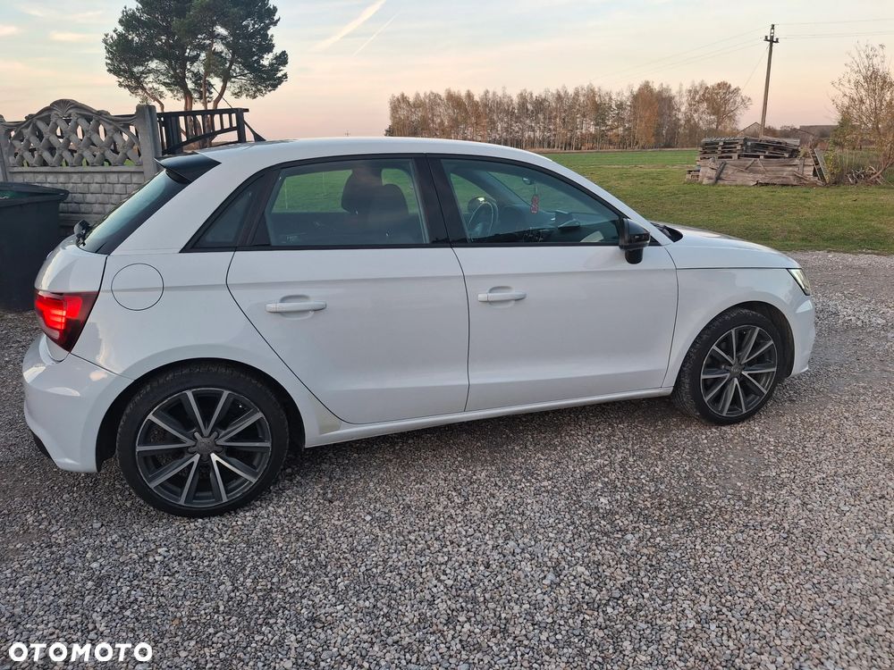 Audi A1 Sportback 1.4 TFSI CoD Ambition S tronic - 3