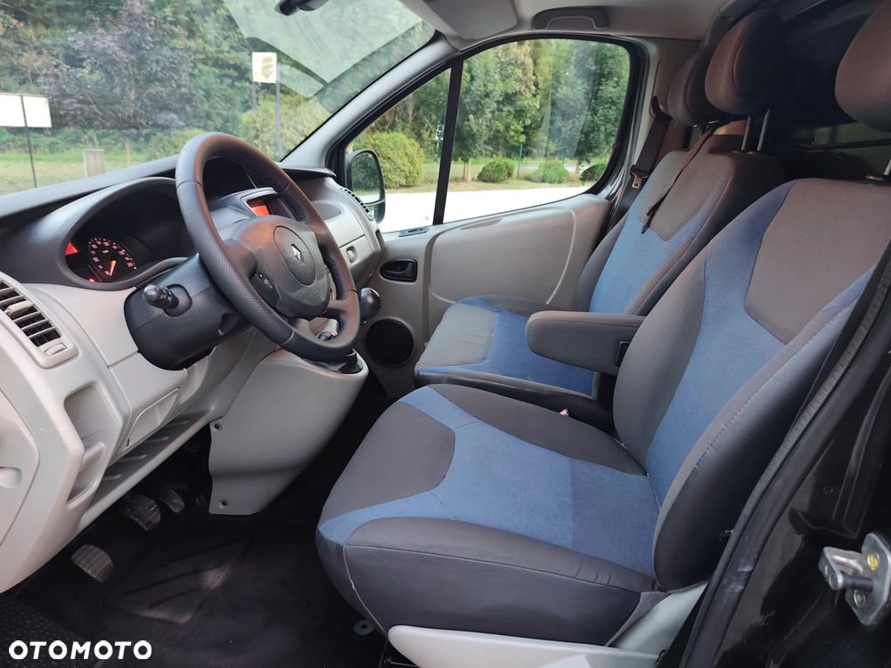 Renault Trafic - 11
