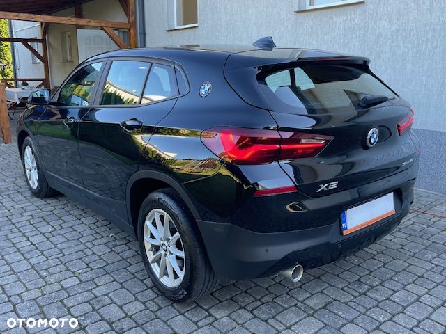 BMW X2 sDrive18i GPF Advantage - 4