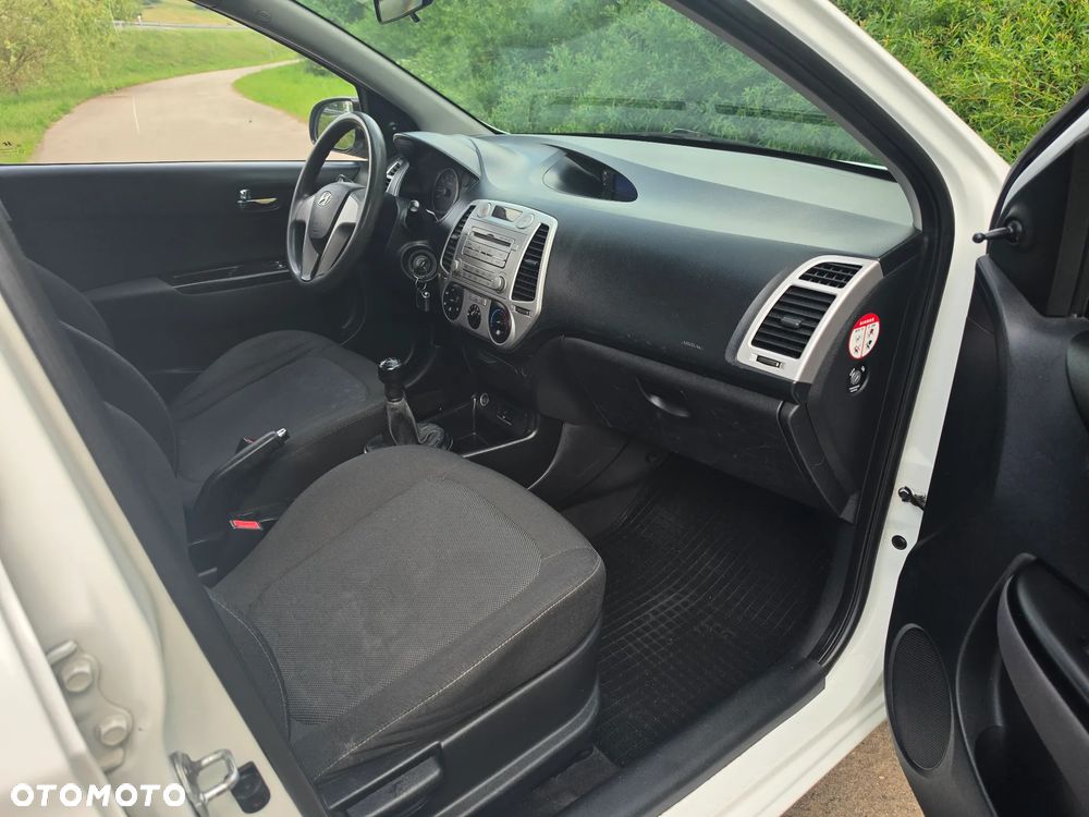 Hyundai i20 1.2 Classic - 26
