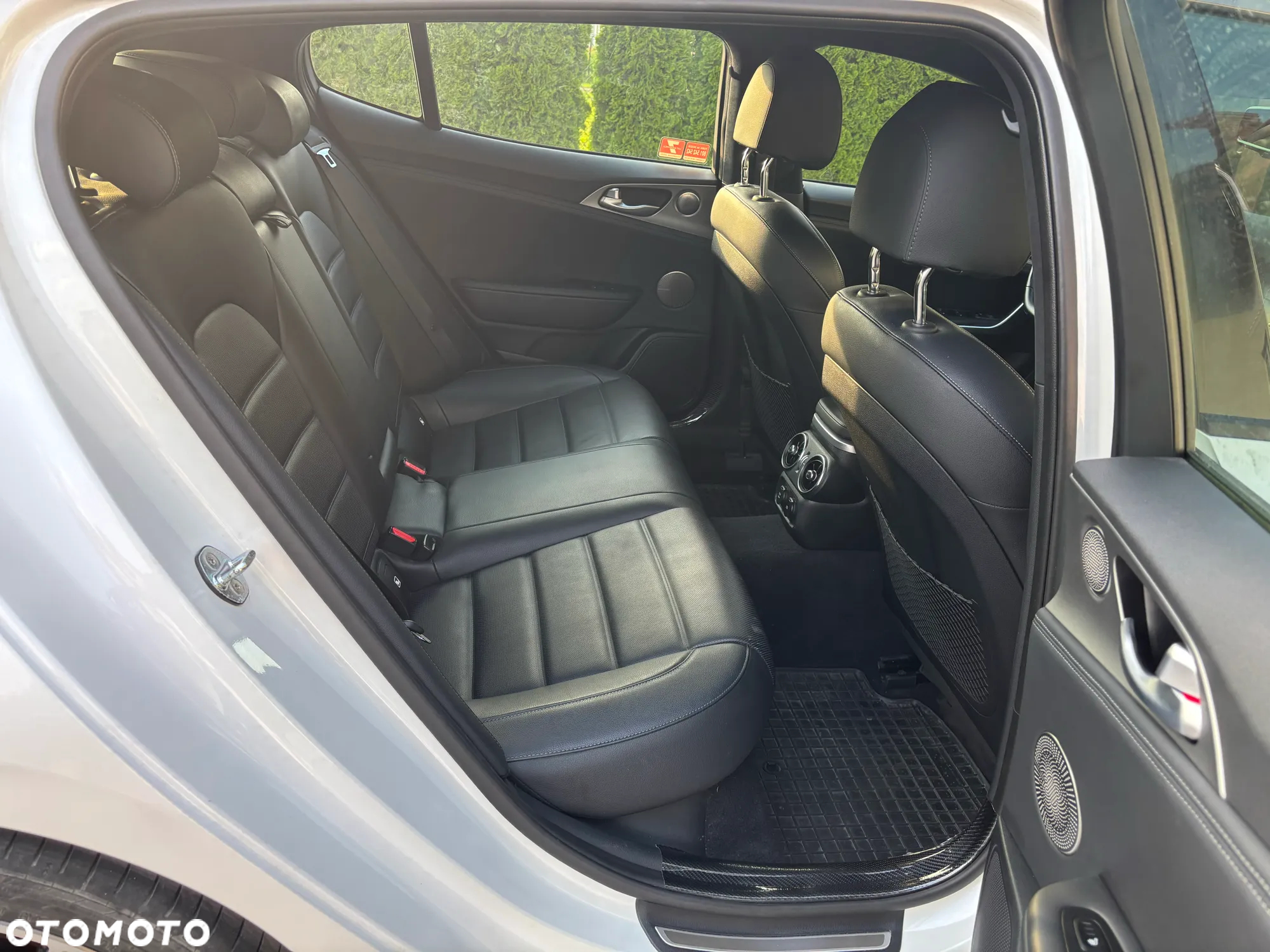 Kia Stinger 2.0 T-GDI GT Line - 19