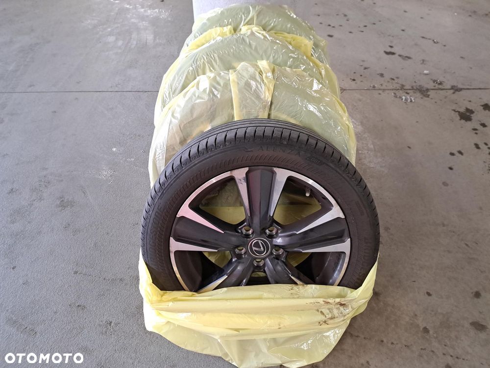 Lexus UX 250h GPF Business 2WD - 41