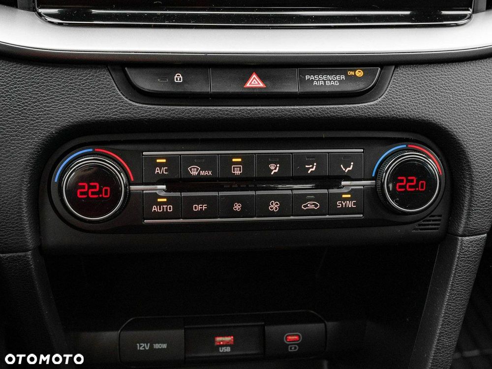 Kia Ceed 1.5 T-GDI M - 17