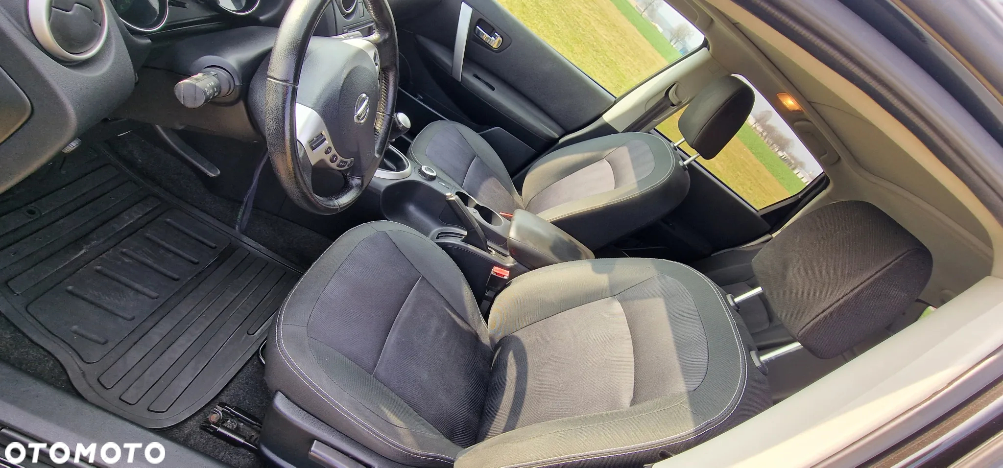 Nissan Qashqai - 12