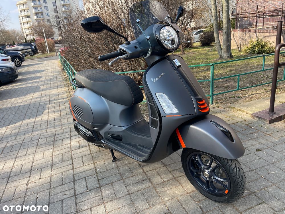 Piaggio Vespa - 1