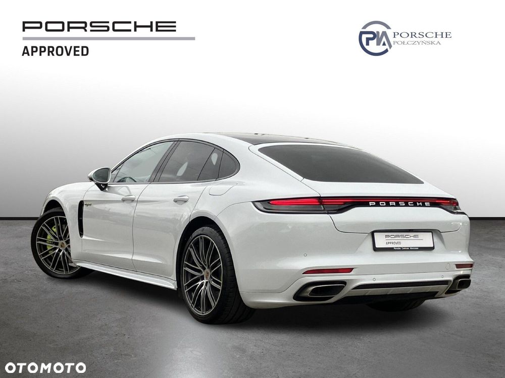 Porsche Panamera - 3