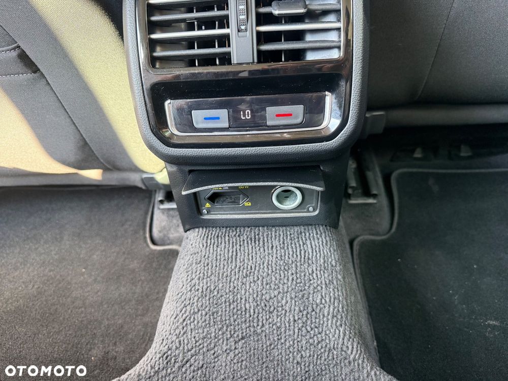 Volkswagen Passat 2.0 TDI BMT Comfortline DSG - 9