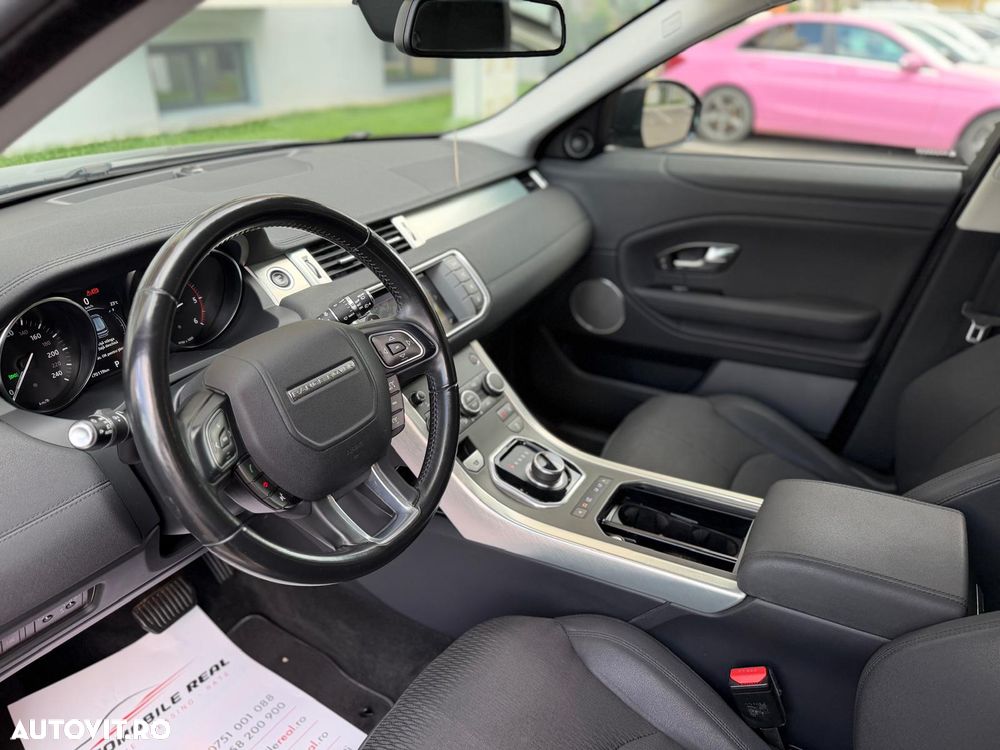 Land Rover Range Rover Evoque - 8