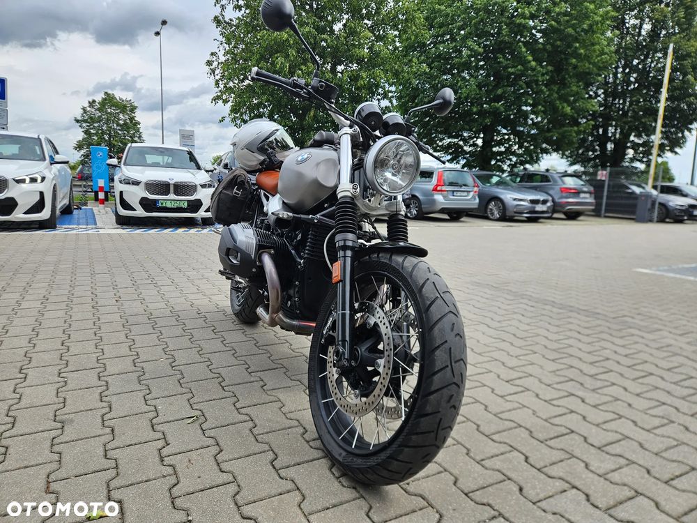 BMW R - 9