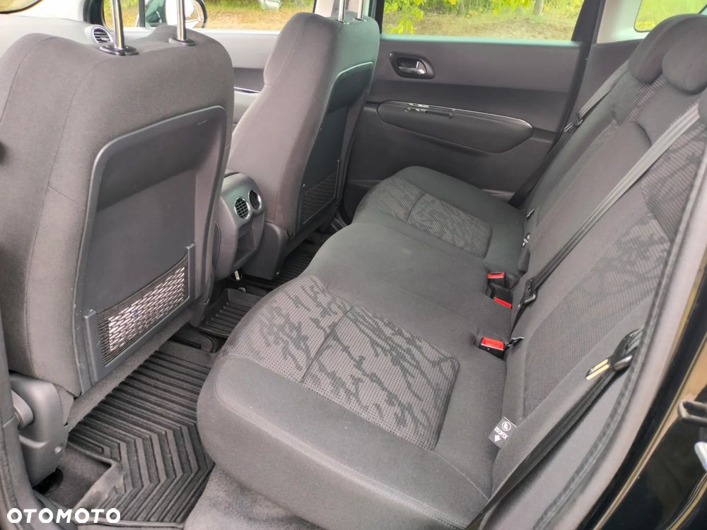 Peugeot 3008 - 11
