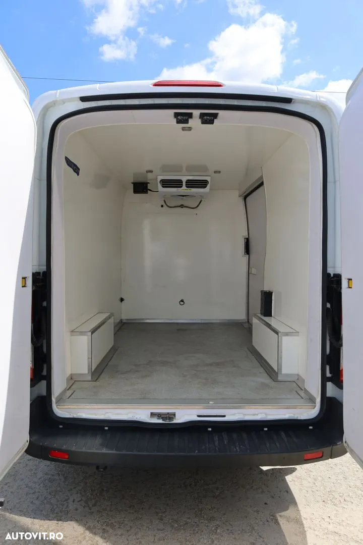 Ford Transit - 11