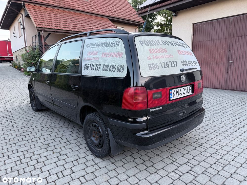 Volkswagen Sharan 1.9 TDI Highline - 5