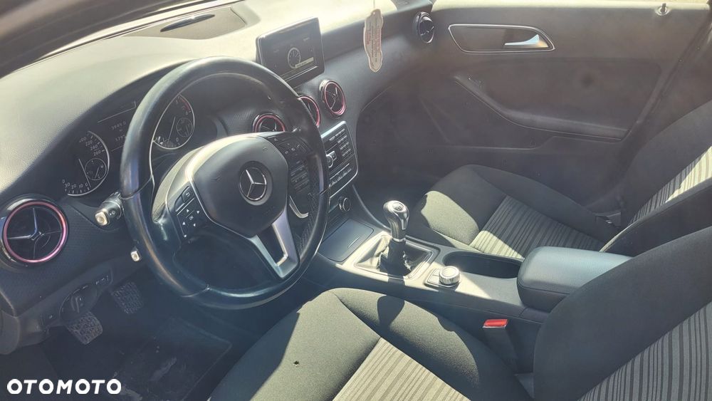 Mercedes-Benz Klasa A 180 CDI (BlueEFFICIENCY) Urban - 10