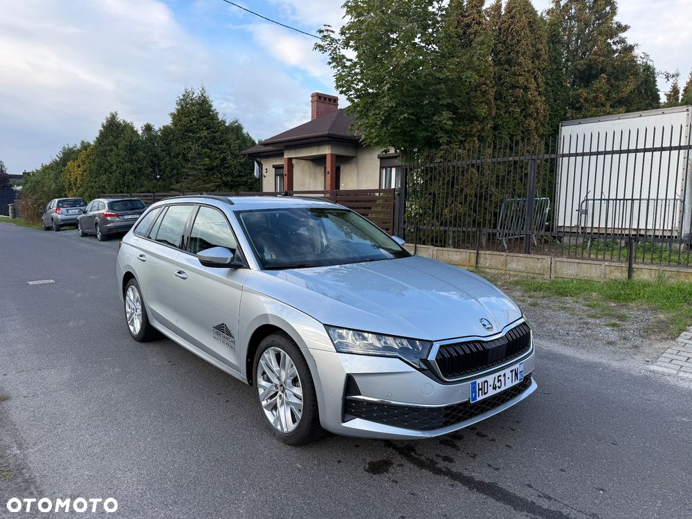 Skoda Octavia 2.0 TDI SCR Clever DSG - 1