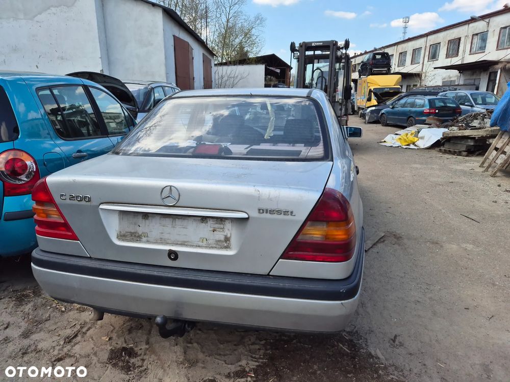 MERCEDES C 200D W202, Części , maska, zderzak, lampy, błotnik, alternator, silnik - 3