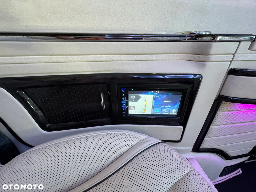 Mercedes-Benz Klasa V 300 d 4-Matic 9G-Tronic (ekstra dł) - 16