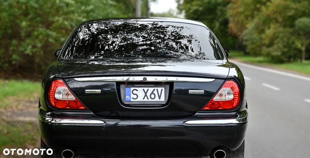 Jaguar XJ XJ8 4.2 Executive - 27