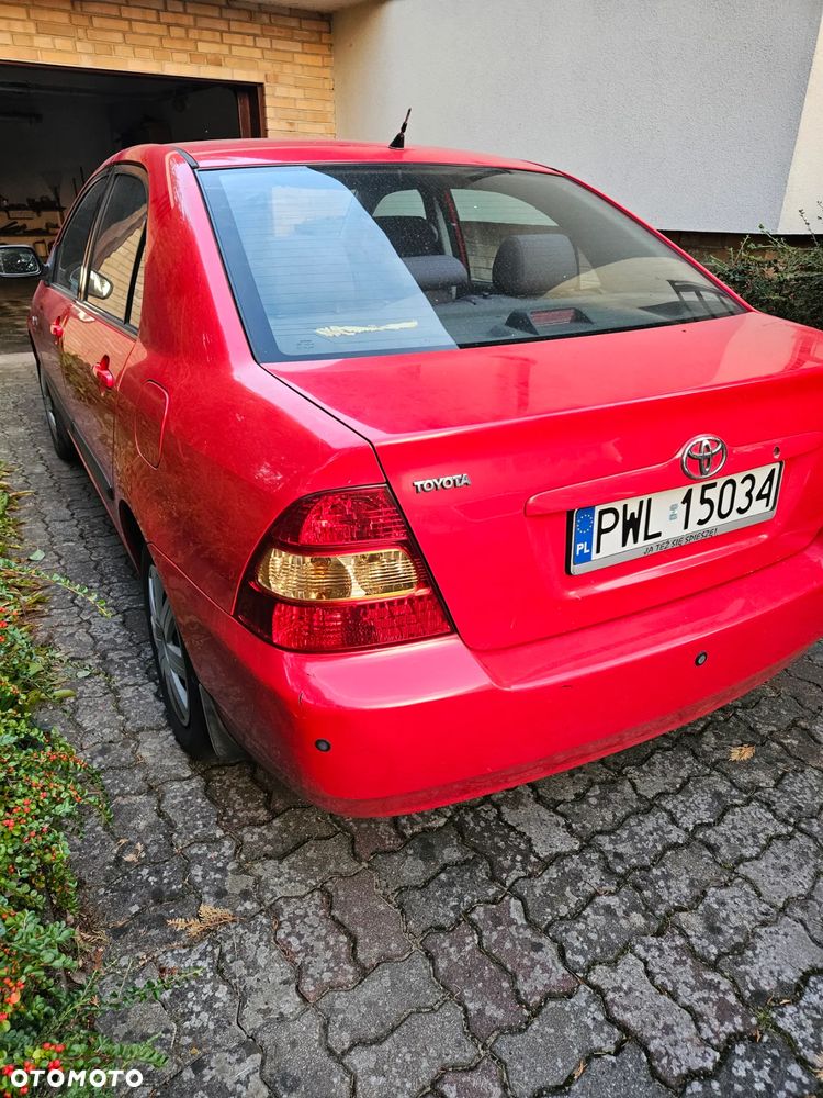 Toyota Corolla - 4
