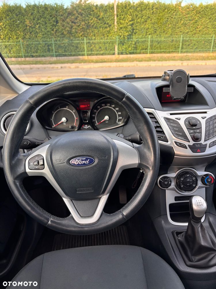 Ford Fiesta 1.25 Ambiente - 6