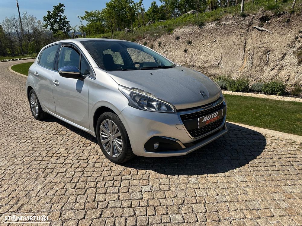 Peugeot 208 PureTech 82 Start & Stop Allure - 3