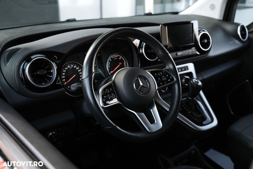 Mercedes-Benz EQT - 22