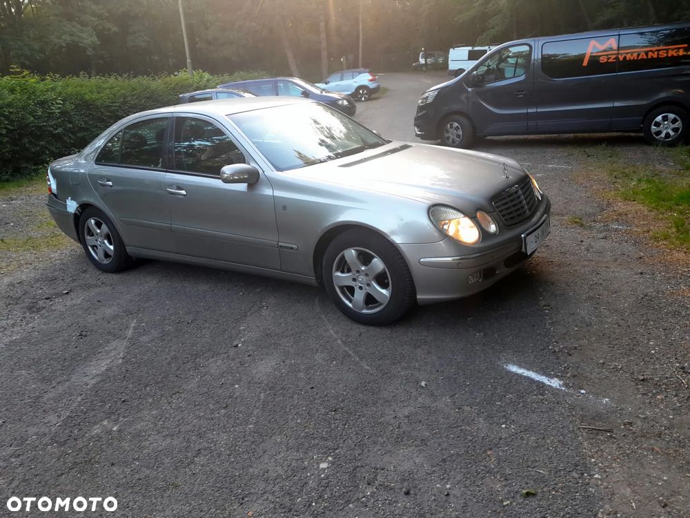 Mercedes-Benz Klasa E - 7
