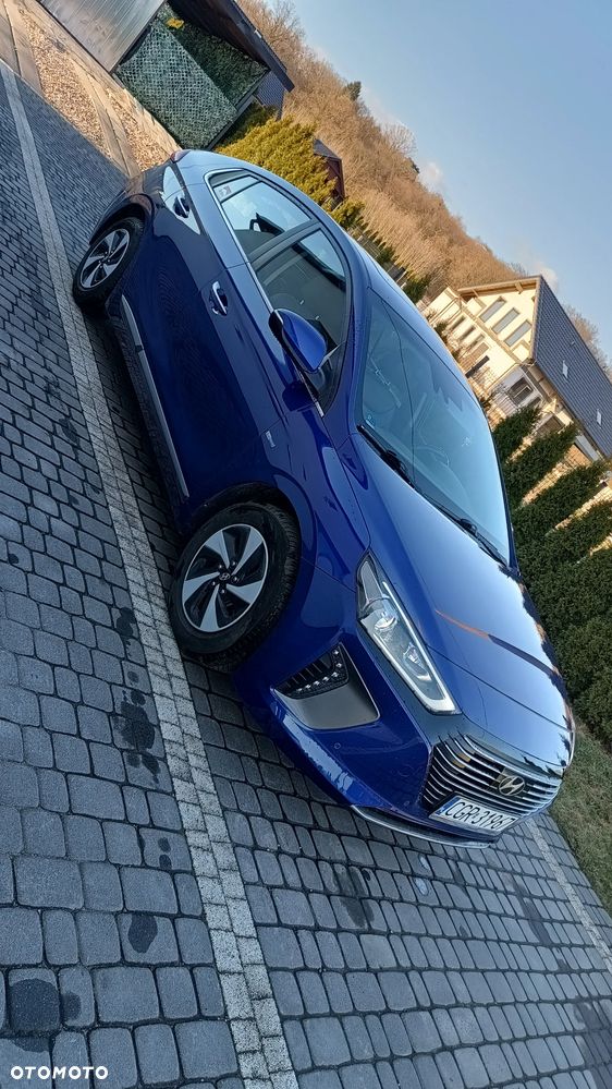Hyundai IONIQ 1.6 GDI Premium - 4