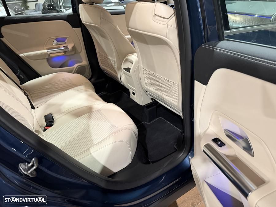 Mercedes-Benz GLA 250 e 8G-DCT Progressive - 28