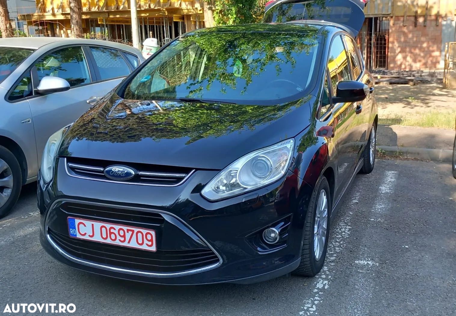 Ford C-Max 1.6 EcoBoost Titanium - 1
