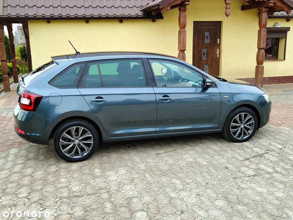Skoda RAPID - 12
